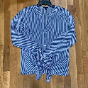 Ann Taylor Striped Tie-Front button down. Size XS